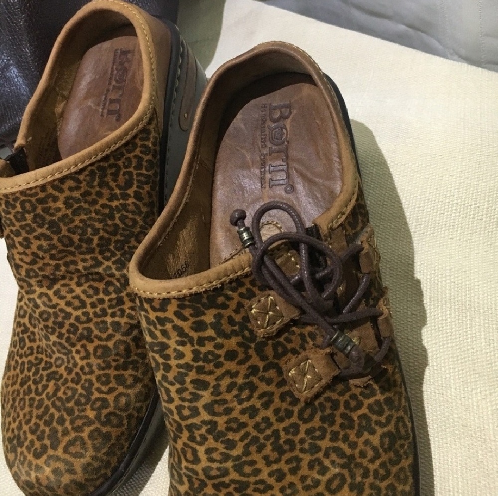 Born suede leopard clog size 9